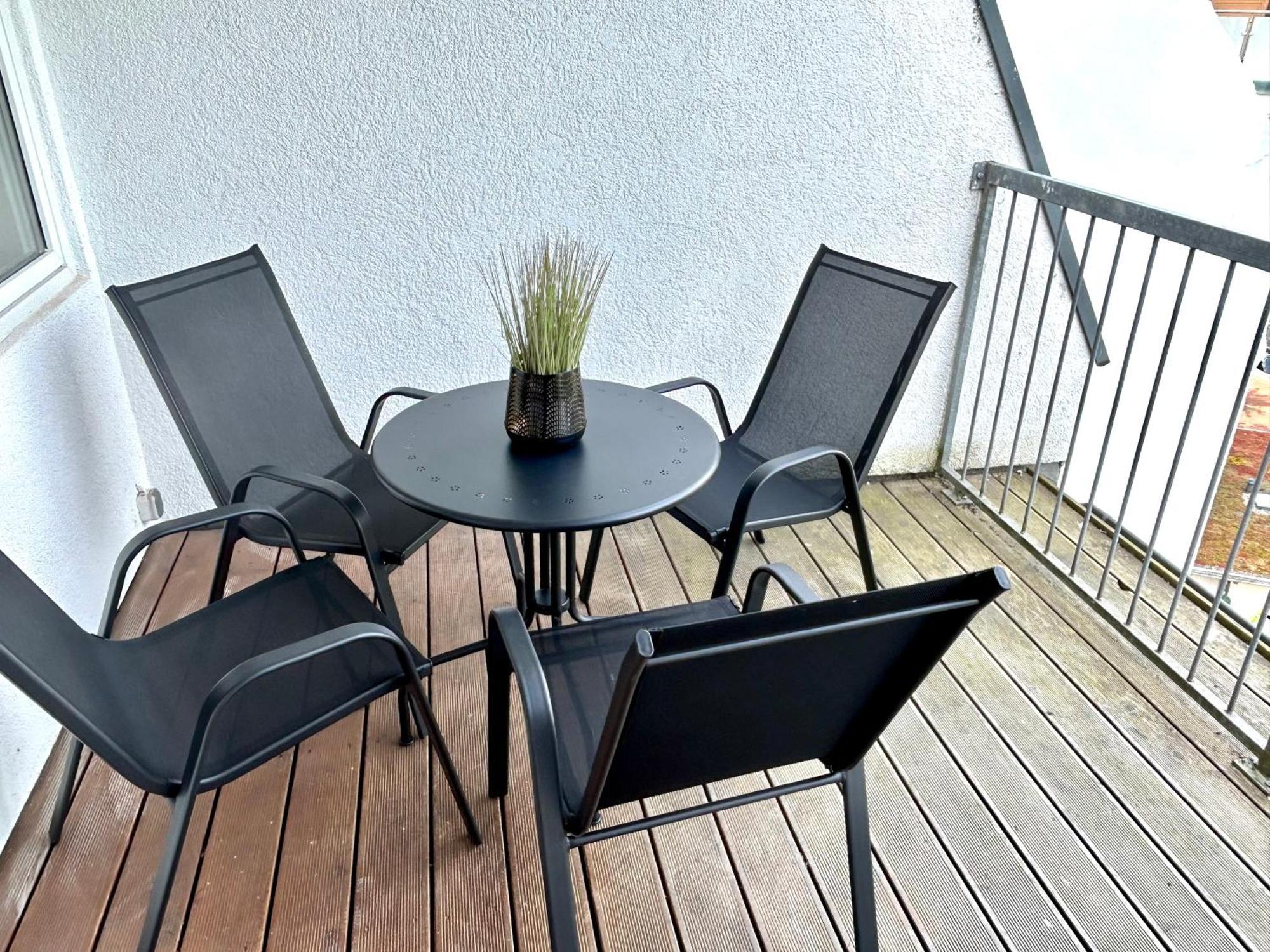 Bhv-3- Und 5-Zimmer Wohnungen Mit Terrasse, 24H Self-Check-In, Tv, Internet, Disneyplus, Waschmaschine Bremerhaven Exteriör bild