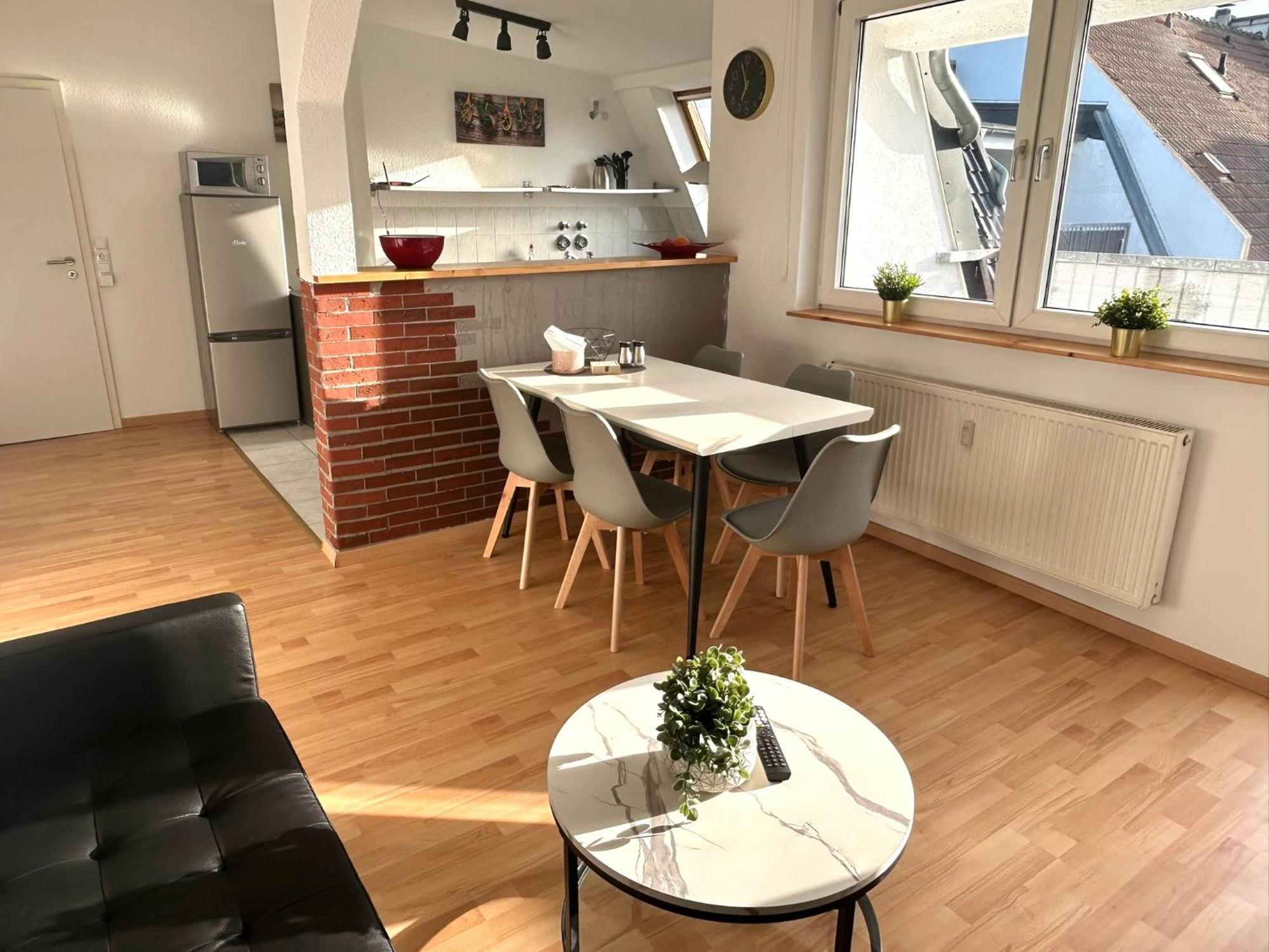 Bhv-3- Und 5-Zimmer Wohnungen Mit Terrasse, 24H Self-Check-In, Tv, Internet, Disneyplus, Waschmaschine Bremerhaven Exteriör bild